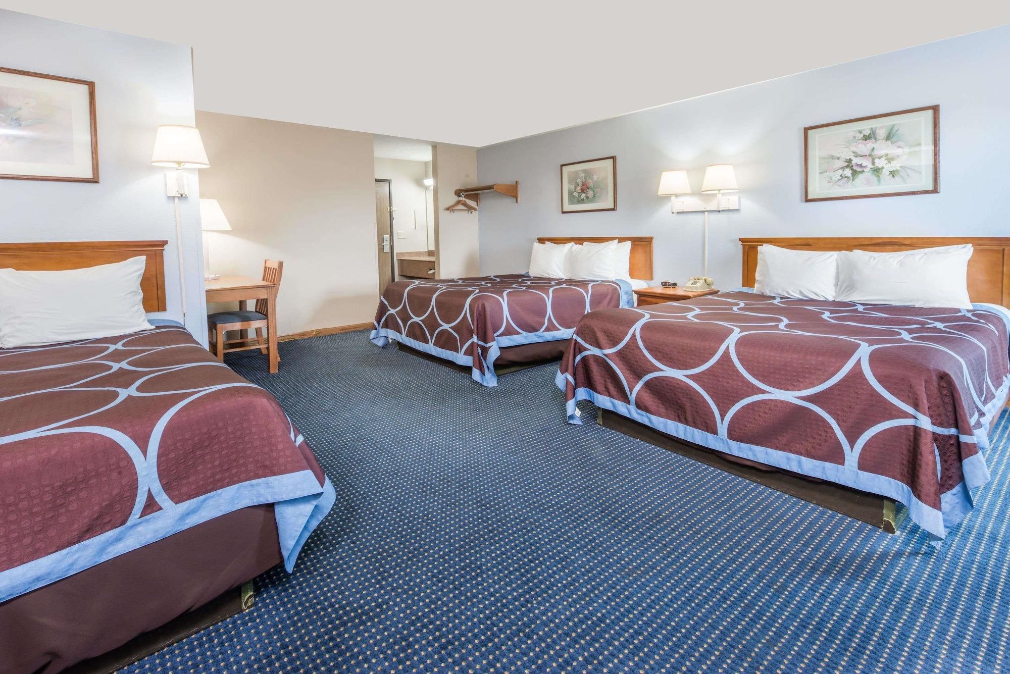 Super 8 By Wyndham O'Fallon Mo/St. Louis Area Dış mekan fotoğraf
